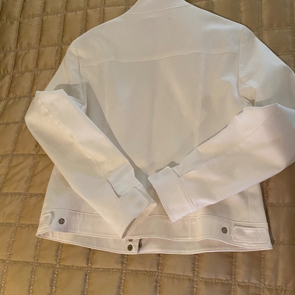 Jacket - Picture 2 of 4